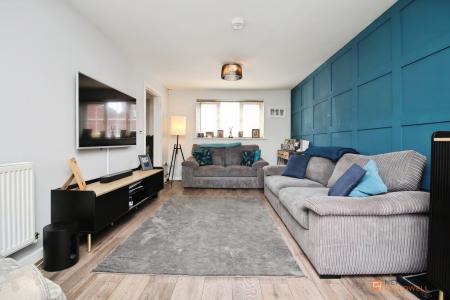 3 bedroom Detached house for sale in Sandpit Drive, Birstall, LE4