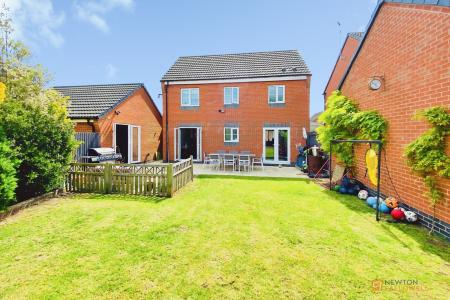3 bedroom Detached house for sale in Sandpit Drive, Birstall, LE4