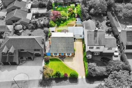 4 bedroom Detached bungalow for sale in Syston Road, Queniborough, LE7