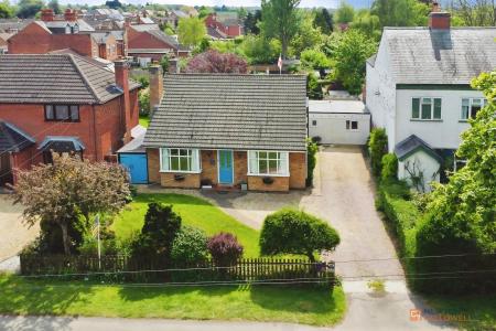 4 bedroom Detached bungalow for sale in Syston Road, Queniborough, LE7