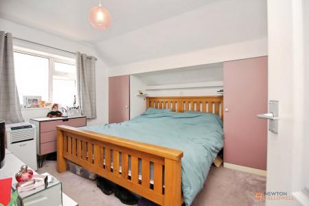 4 bedroom Detached bungalow for sale in Syston Road, Queniborough, LE7