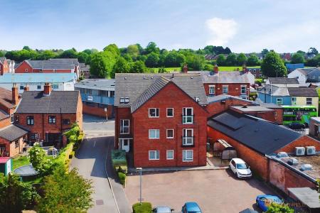 2 bedroom Flat for sale in White Hart Close, Thurmaston, LE4