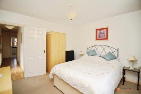 3 bedroom Semi-detached bungalow for sale in Margaret Close, Thurmaston, LE4