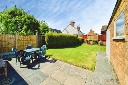 3 bedroom Semi-detached bungalow for sale in Margaret Close, Thurmaston, LE4