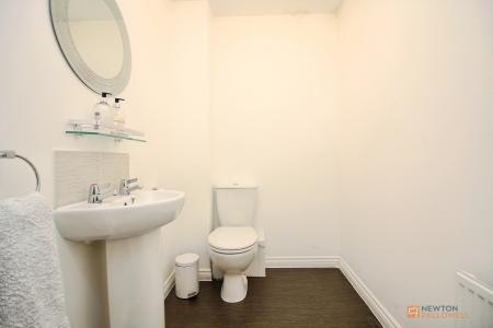 3 bedroom Town house for sale in Linacre Crescent, Syston, LE7