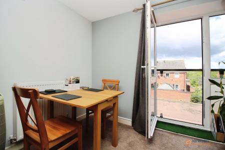 2 bedroom Flat for sale in White Hart Close, Thurmaston, LE4