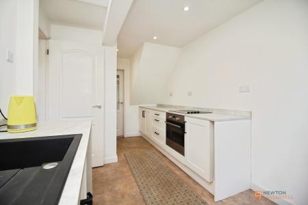 3 bedroom Semi-detached house for sale in Bradgate Avenue, Thurmaston, LE4