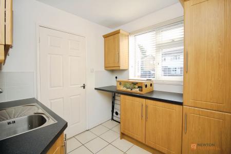 5 bedroom Semi-detached house for sale in Farriers Way, East Goscote, LE7