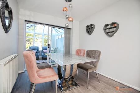 5 bedroom Semi-detached house for sale in Farriers Way, East Goscote, LE7