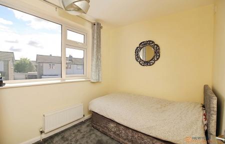 5 bedroom Semi-detached house for sale in Farriers Way, East Goscote, LE7