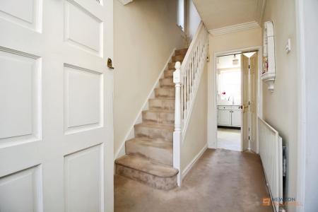 3 bedroom Semi-detached house for sale in Denegate Avenue, Birstall, LE4