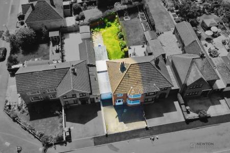 3 bedroom Semi-detached house for sale in Denegate Avenue, Birstall, LE4