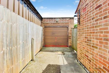 3 bedroom Semi-detached bungalow for sale in Alexandra Street, Thurmaston, LE4