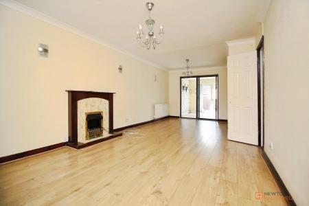 3 bedroom Detached house for sale in Pinewood Avenue, Thurmaston, LE4