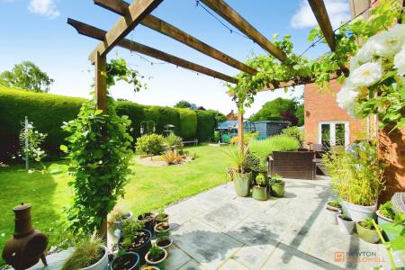 5 bedroom Detached house for sale in Rupert Crescent, Queniborough, LE7