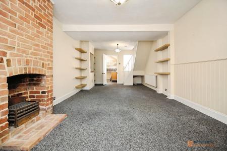 3 bedroom Terraced House for sale in Brookside, Syston, LE7