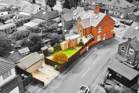 3 bedroom End of terrace house for sale in Albion Street, Syston, LE7