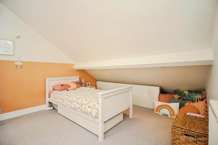 3 bedroom End of terrace house for sale in Albion Street, Syston, LE7