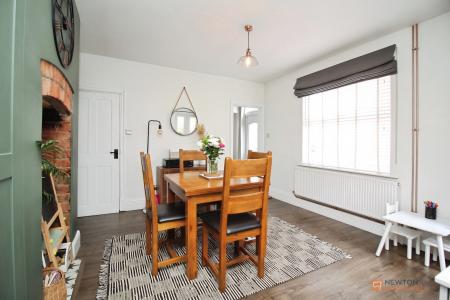 3 bedroom End of terrace house for sale in Albion Street, Syston, LE7