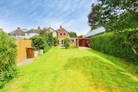 3 bedroom Semi-detached house for sale in Queniborough Road, Queniborough, LE7