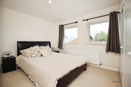 3 bedroom Semi-detached house for sale in Queniborough Road, Queniborough, LE7