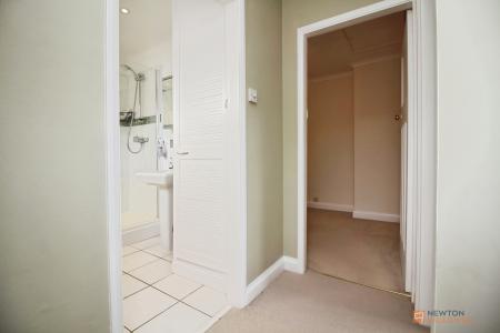3 bedroom Semi-detached house for sale in Queniborough Road, Queniborough, LE7