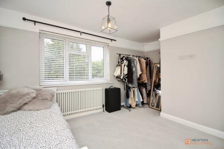 3 bedroom Semi-detached house for sale in Queniborough Road, Queniborough, LE7