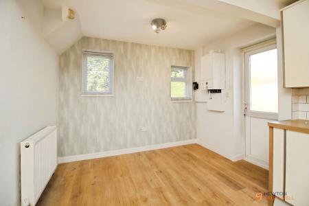 3 bedroom End of terrace house for sale in Flatholme Road, Netherhall, Leicestershire, LE5