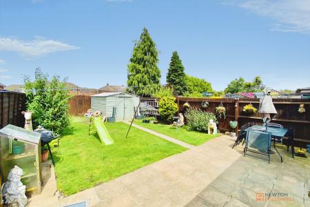 3 bedroom Semi-detached house for sale in Bramley Road, Birstall, LE4