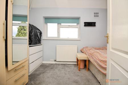 3 bedroom Semi-detached house for sale in Bramley Road, Birstall, LE4