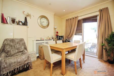 3 bedroom Semi-detached house for sale in Sandiacre Drive, Thurmaston, LE4