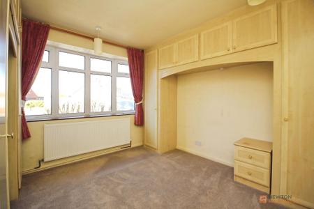 3 bedroom Semi-detached bungalow for sale in Goodes Avenue, Syston, LE7