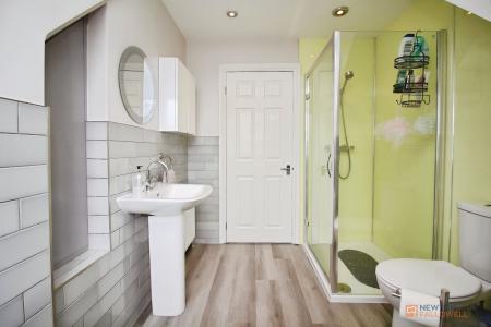 3 bedroom Detached house for sale in Oxford Street, Syston, LE7
