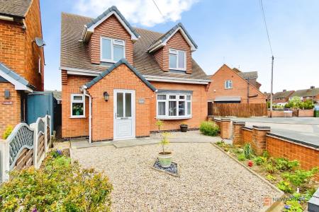 3 bedroom Detached house for sale in Oxford Street, Syston, LE7