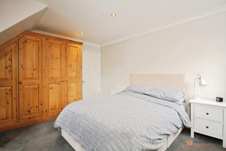 3 bedroom Detached house for sale in Oxford Street, Syston, LE7
