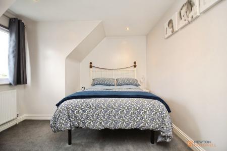 3 bedroom Detached house for sale in Oxford Street, Syston, LE7