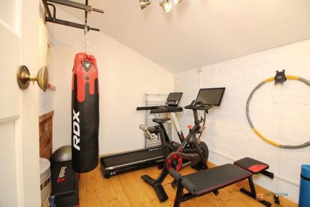 5 bedroom Detached house for sale in Goodes Lane, Syston, LE7