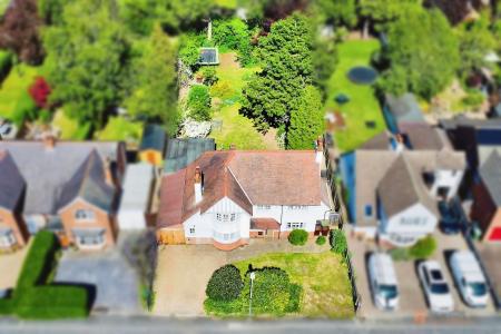 5 bedroom Detached house for sale in Goodes Lane, Syston, LE7