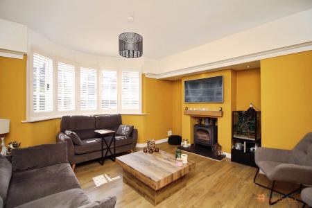 5 bedroom Detached house for sale in Goodes Lane, Syston, LE7