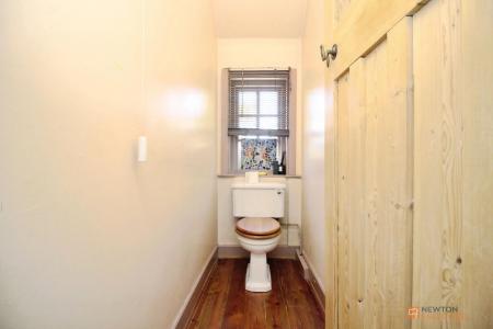 5 bedroom Detached house for sale in Goodes Lane, Syston, LE7