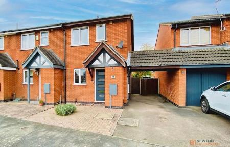 2 bedroom Semi-detached house for sale in Moorland Road, Syston, LE7