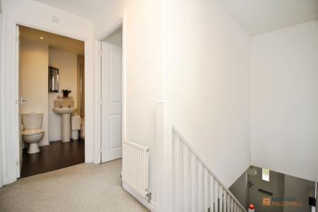 3 bedroom End of terrace house for sale in Linacre Crescent, Syston, LE7