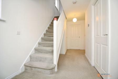 3 bedroom End of terrace house for sale in Linacre Crescent, Syston, LE7