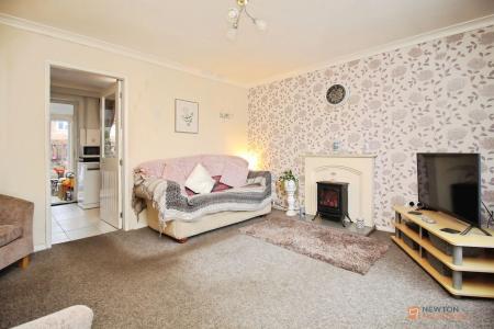 2 bedroom End of terrace house for sale in Cranmer Drive, Syston, LE7