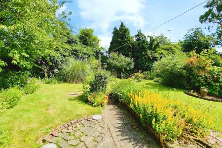 2 bedroom Semi-detached bungalow for sale in Church Street, Thurmaston, LE4