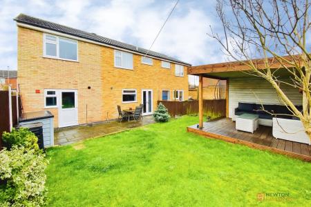 3 bedroom Semi-detached house for sale in Blount Road, Thurmaston, LE4