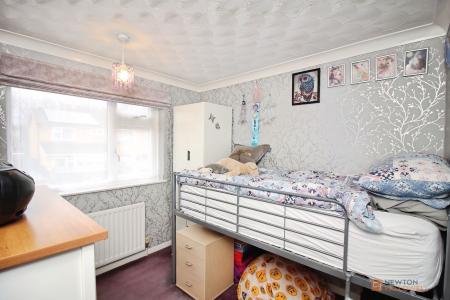 3 bedroom Semi-detached house for sale in Blount Road, Thurmaston, LE4