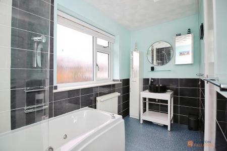 3 bedroom Semi-detached house for sale in Blount Road, Thurmaston, LE4