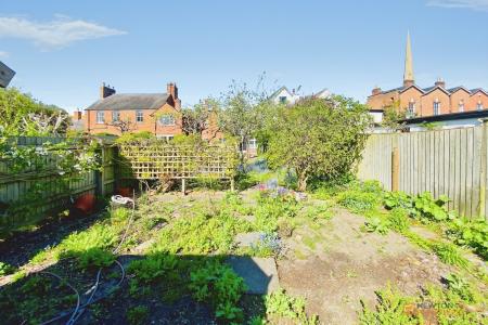 3 bedroom Terraced House for sale in Main Street, Queniborough, LE7