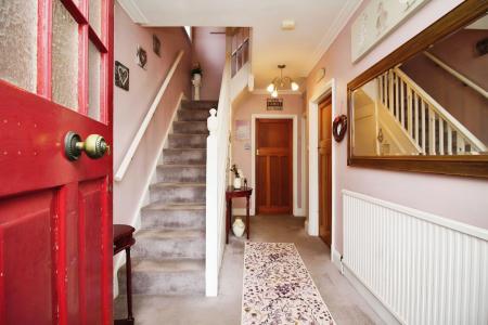 3 bedroom Semi-detached house for sale in Fosse Way, Syston, LE7